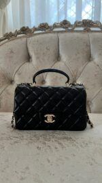⁦Chanel Mini Flap Bag⁩ - الصورة ⁦2⁩