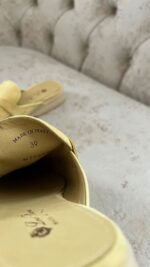 ⁦Loro Piana Summer Walk Yellow Babouch⁩ - الصورة ⁦8⁩
