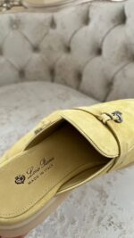 ⁦Loro Piana Summer Walk Yellow Babouch⁩ - الصورة ⁦7⁩
