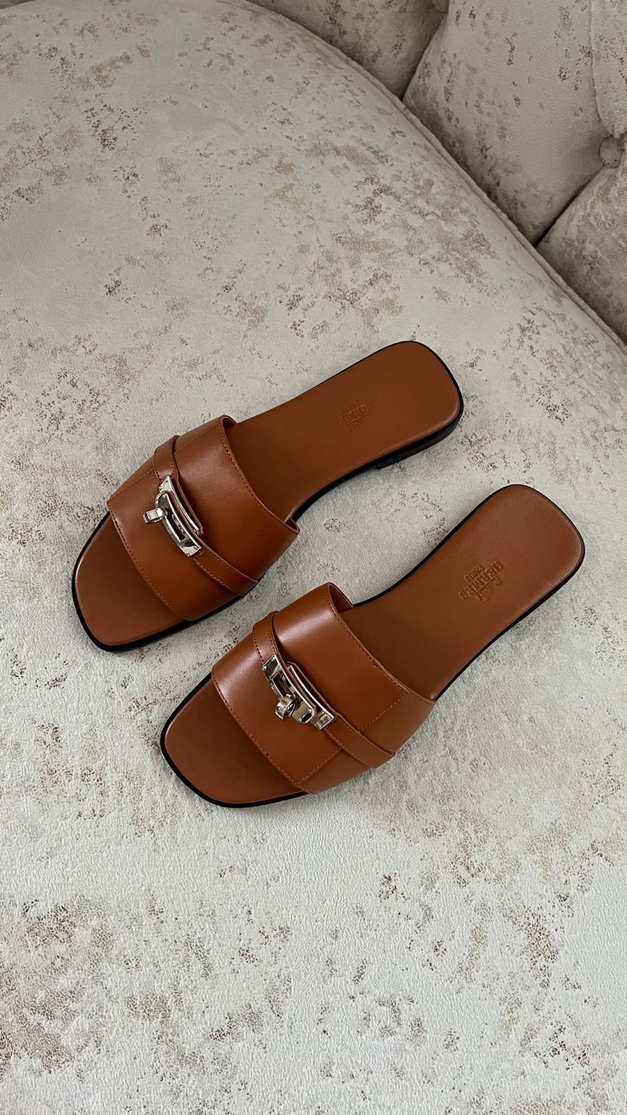 WhatsApp-Image-2024-08-08-at-1.30.34-AM.jpeg Hermès - الصورة 1