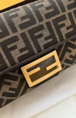 ⁦FENDI⁩ - الصورة ⁦5⁩