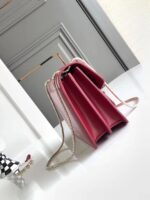 ⁦BVLGARI Serpenti Forever Small Shoulder Bag⁩ - الصورة ⁦2⁩