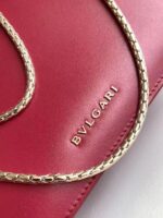 ⁦BVLGARI Serpenti Forever Small Shoulder Bag⁩ - الصورة ⁦8⁩