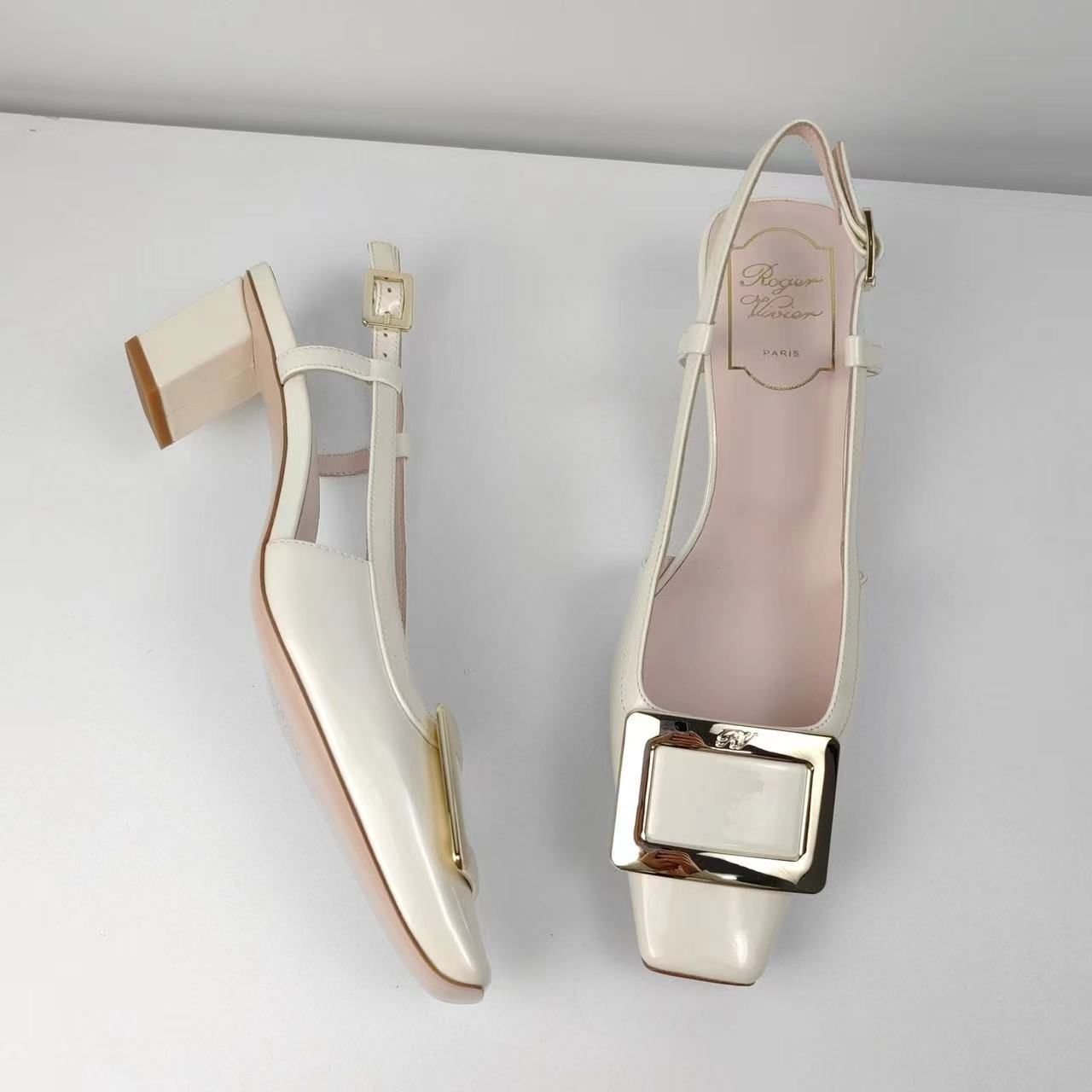 WhatsApp-Image-2024-08-28-at-10.38.36-PM.jpeg ROGER VIVIER - الصورة 1