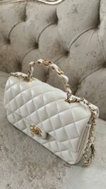 ⁦Chanel 
Mini Bag White Leather⁩ - الصورة ⁦7⁩