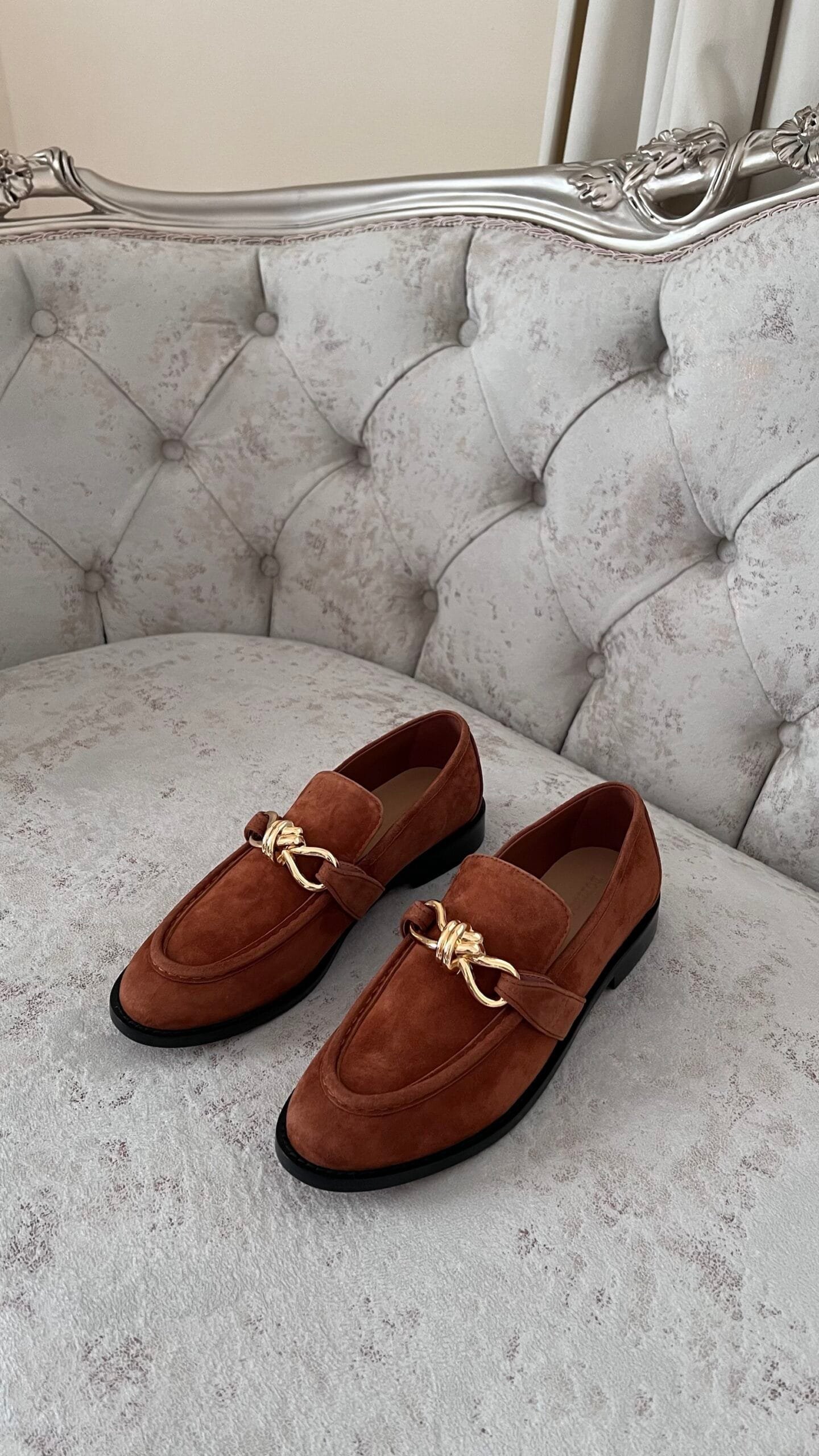 fullsizerender-11-scaled-3.jpeg BOTTEGA VENETA - الصورة 1