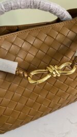 ⁦BOTTEGA VENETA⁩ - الصورة ⁦4⁩