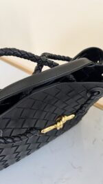 ⁦BOTTEGA VENETA⁩ - الصورة ⁦4⁩
