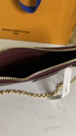 ⁦LOUIS VUITTON⁩ - الصورة ⁦2⁩