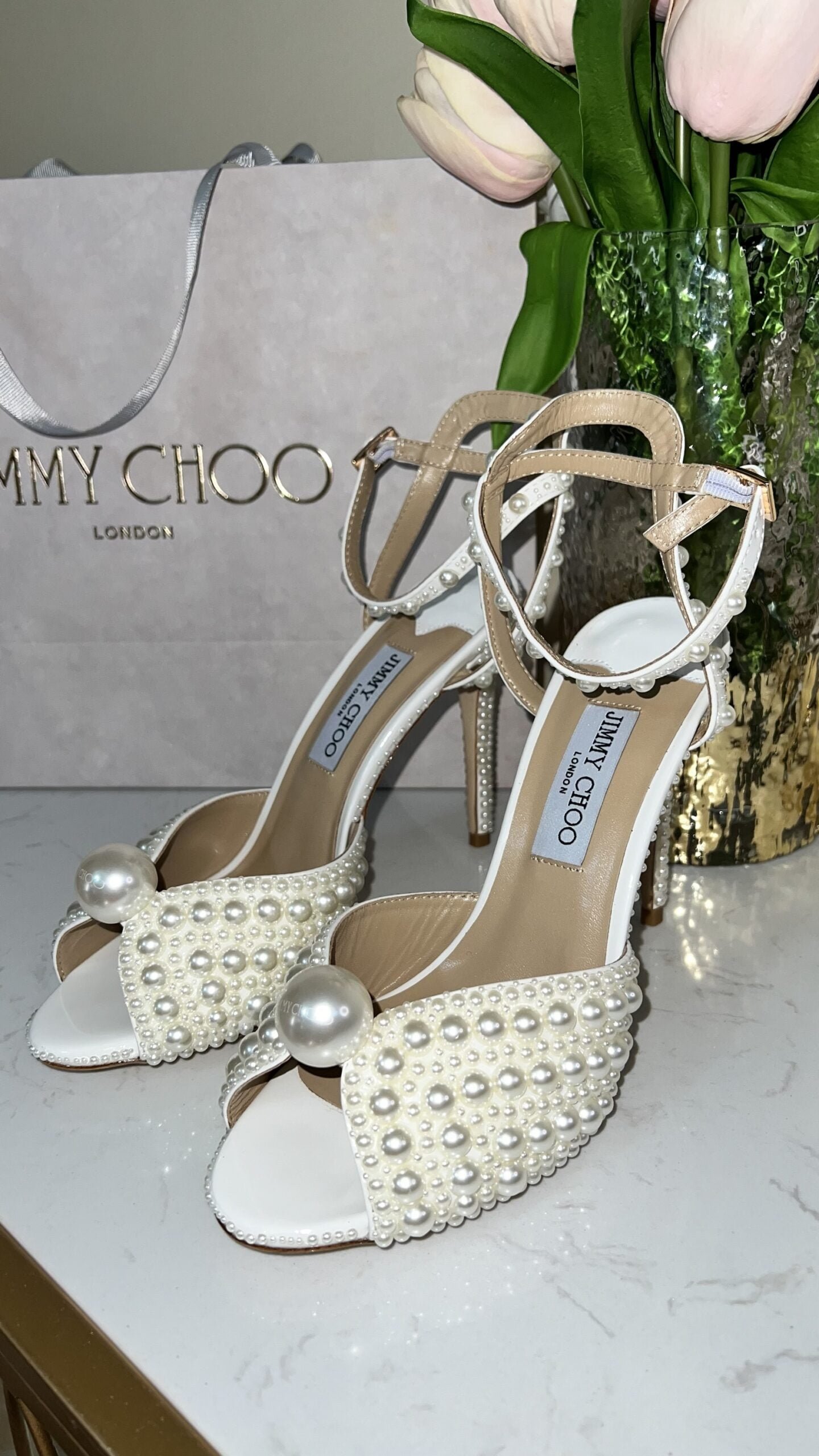 fullsizerender-4-28-scaled-1.jpeg Jimmy Choo - الصورة 1