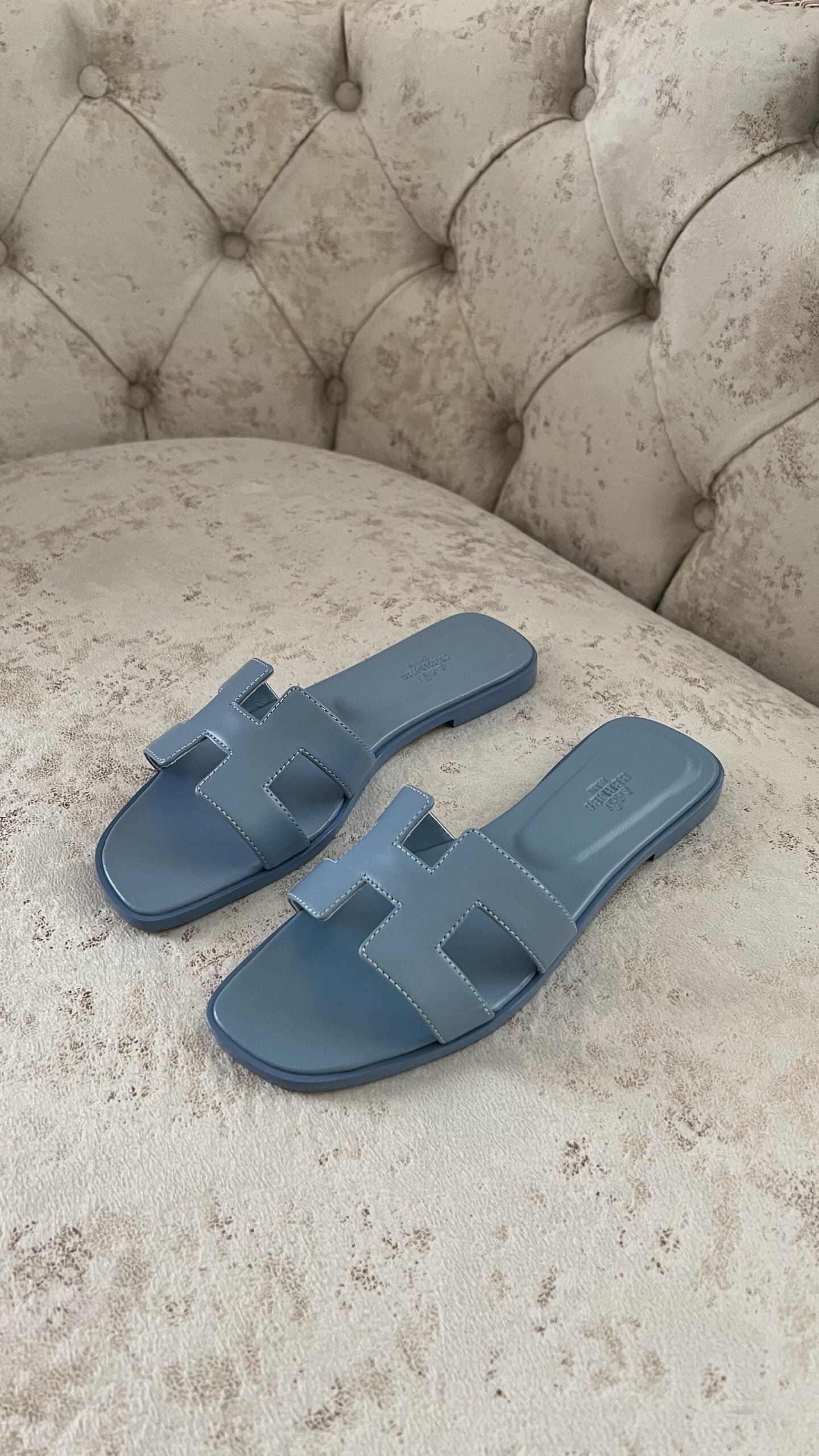 img_2210-scaled-1.jpeg HERMES - الصورة 1