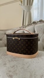 ⁦LOUIS VUITTON⁩ - الصورة ⁦2⁩