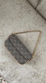 ⁦LOUIS VUITTON⁩ - الصورة ⁦2⁩