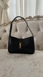 ⁦Saint Laurent⁩ - الصورة ⁦2⁩