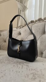 ⁦Saint Laurent⁩ - الصورة ⁦6⁩