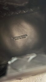 ⁦BOTTEGA VENETA⁩ - الصورة ⁦6⁩